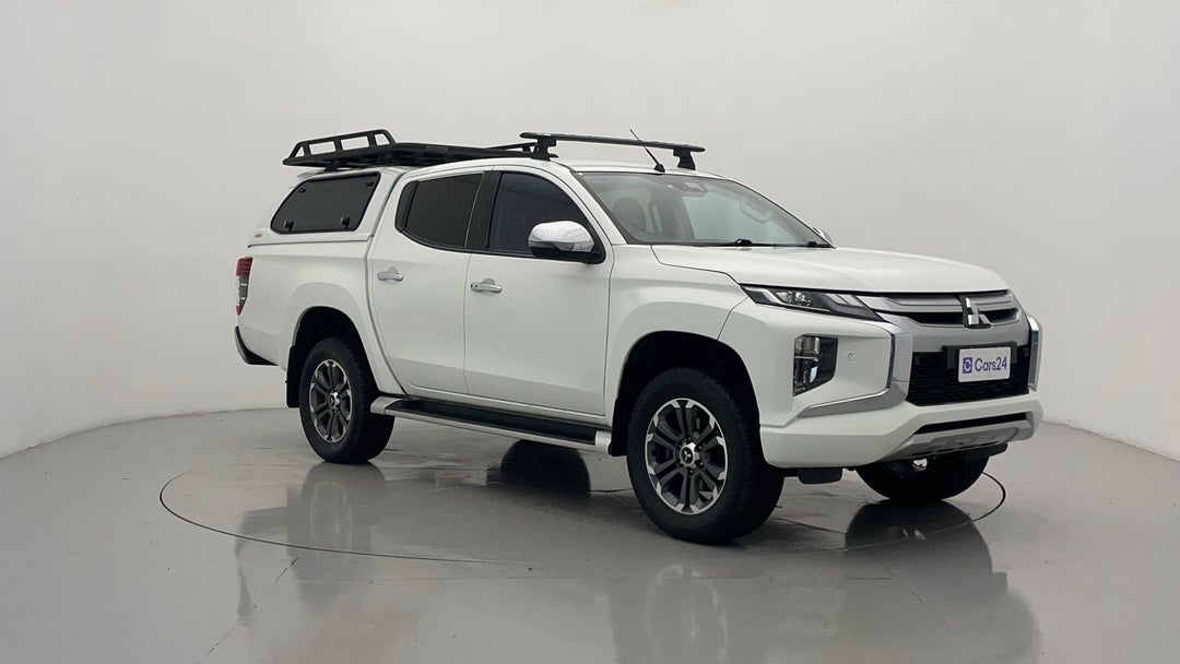 Right Front Diagonal (45- Degree) View