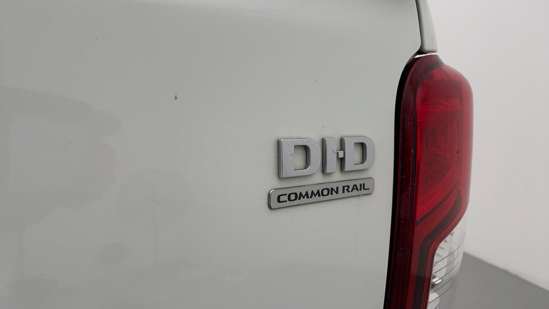 Badge (Boot Right Side)