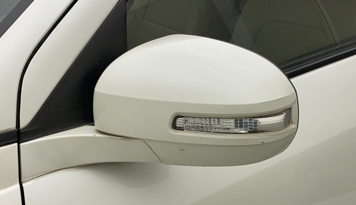 2014 Maruti Swift Dzire VXI, Petrol, Manual, 23,373 km, Left rear-view mirror - Indicator light not working