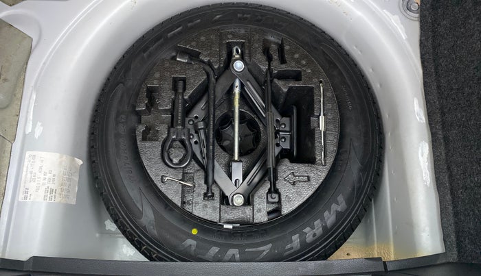 2017 Volkswagen Polo HIGHLINE1.5L DIESEL, Diesel, Manual, 52,973 km, Spare Tyre