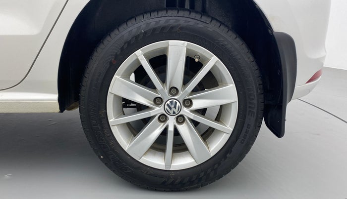 2017 Volkswagen Polo HIGHLINE1.5L DIESEL, Diesel, Manual, 52,973 km, Left Rear Wheel