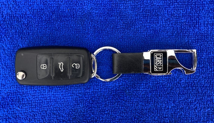 2017 Volkswagen Polo HIGHLINE1.5L DIESEL, Diesel, Manual, 52,973 km, Key Close Up
