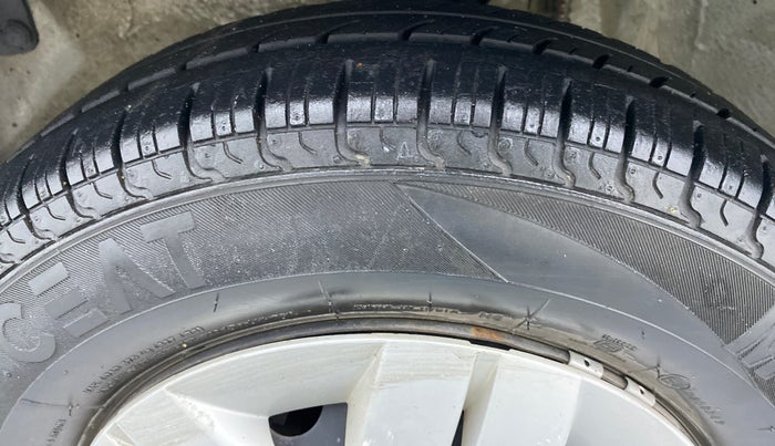 2018 Maruti Alto 800 LXI, Petrol, Manual, 15,119 km, Left Front Tyre Tread