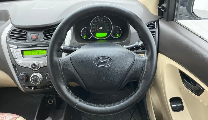 2015 Hyundai Eon MAGNA + 1.0 LITRE KAPPA, Petrol, Manual, 56,218 km, Steering Wheel Close Up