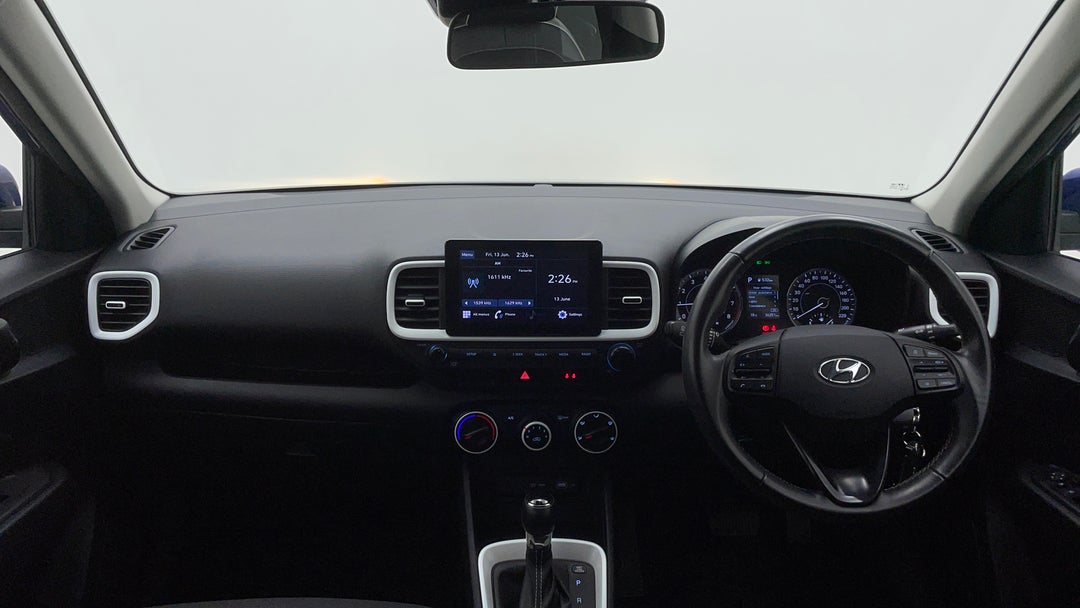 2021 Hyundai Venue Active, Automatic, 36251 km, Dashboard View