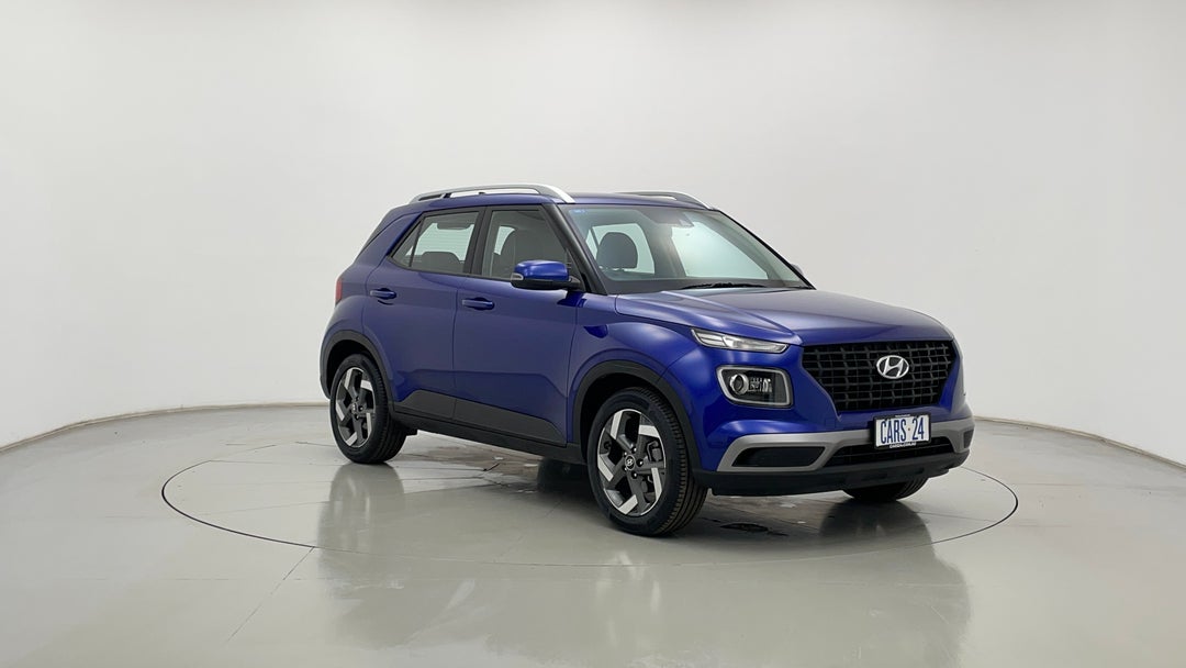 2021 Hyundai Venue Active, Automatic, 36251 km, Right Front Diagonal (45- Degree) View