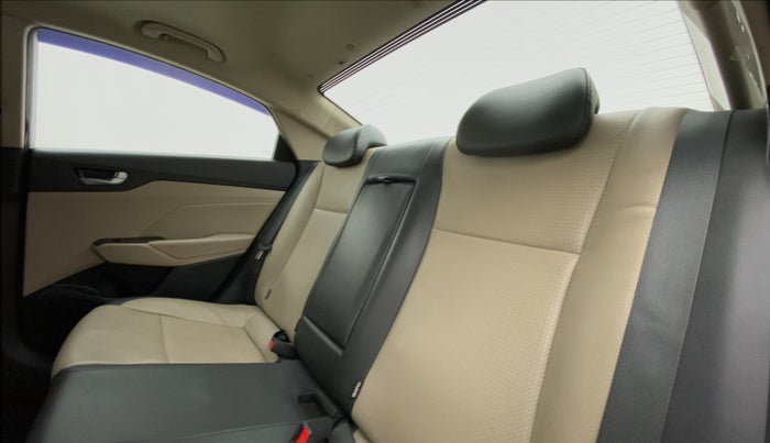 2019 Hyundai Verna 1.6 SX VTVT AT (O), Petrol, Automatic, 45,066 km, Right Side Rear Door Cabin