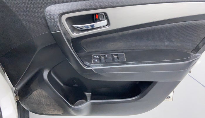 2018 Maruti Vitara Brezza ZDI + AMT, Diesel, Automatic, 35,944 km, Driver Side Door Panel Controls