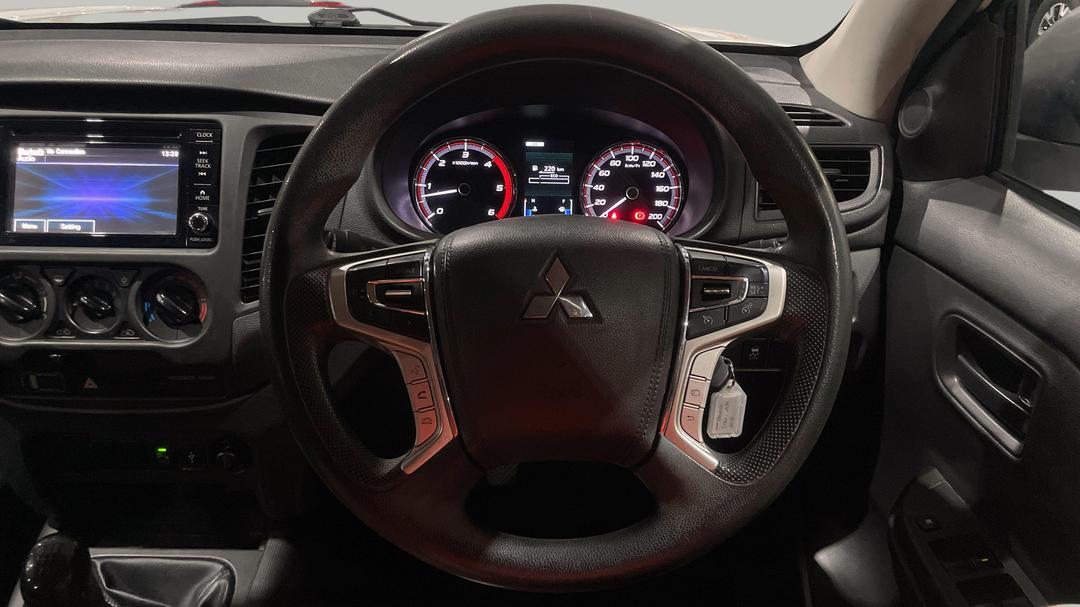 2019 Mitsubishi Triton Glx (4x4), Manual, 128071 km, Steering Wheel Close-up