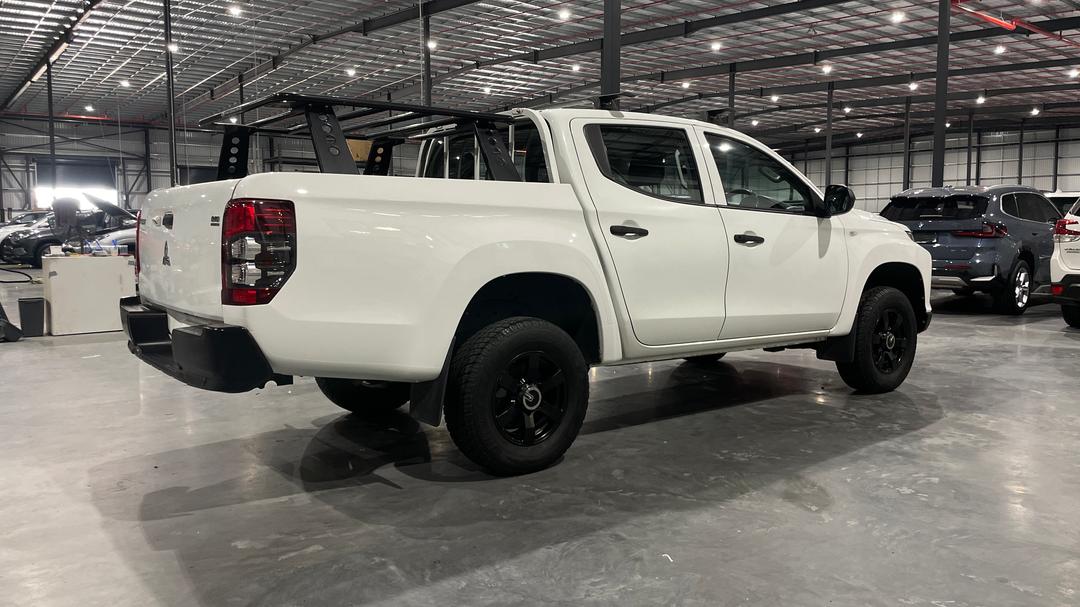 2019 Mitsubishi Triton Glx (4x4), Manual, 128071 km, Right Back Diagonal (45- Degree) View