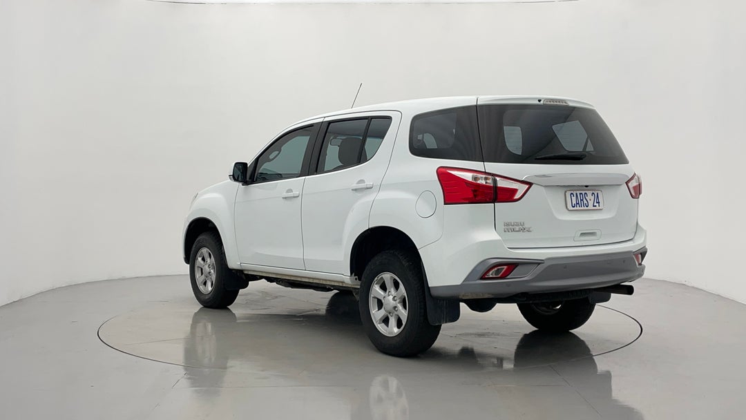 Left Back Diagonal (45- Degree) View