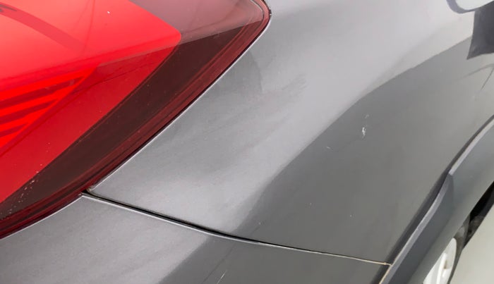 2018 Honda BR-V 1.5 i- DTEC S, Diesel, Manual, 38,727 km, Right quarter panel - Slightly dented