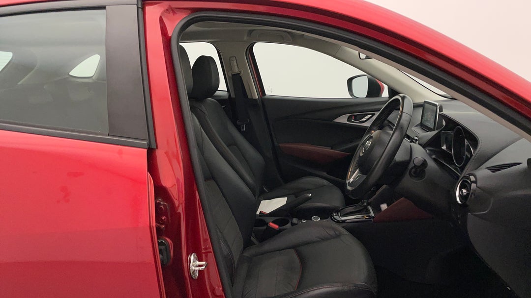 2017 Mazda CX-3 Akari (FWD), Automatic, 40186 km, Right Side Front Door Cabin View