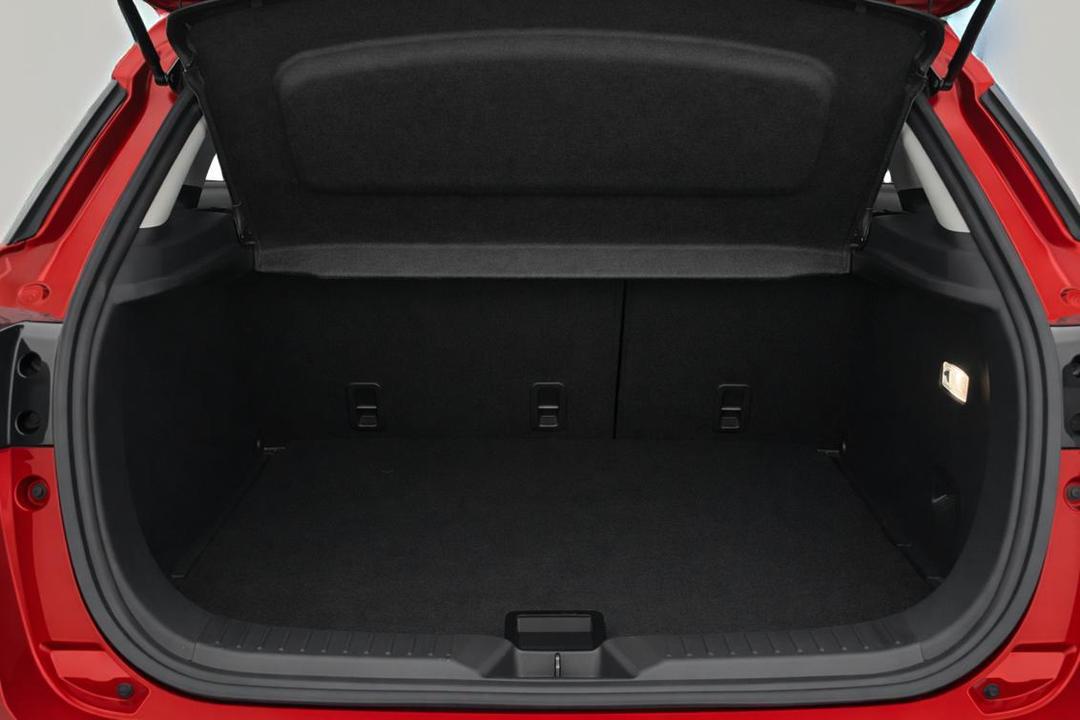 2017 Mazda CX-3 Akari (FWD), Automatic, 40186 km, Boot Inside View