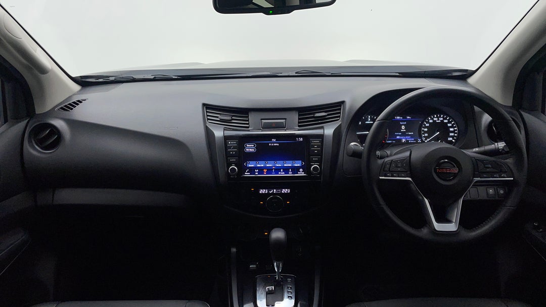 2023 Nissan Navara Pro-4x (4x4), Automatic, 14481 km, Dashboard View