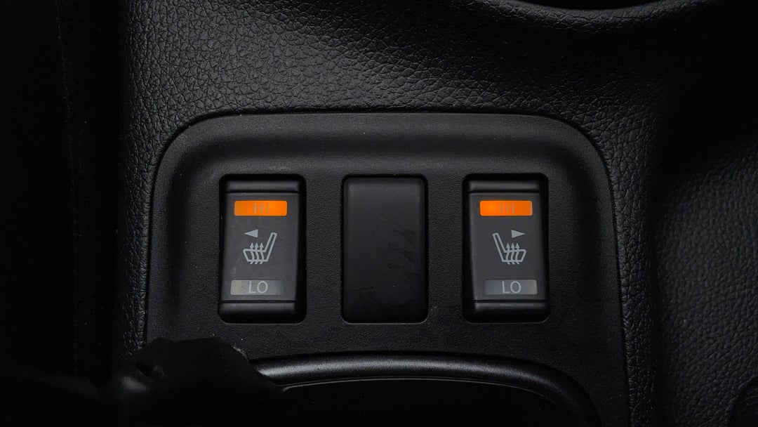 2023 Nissan Navara Pro-4x (4x4), Automatic, 14481 km, Ventilated Seats