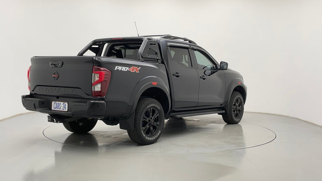 2023 Nissan Navara Pro-4x (4x4), Automatic, 14481 km, Right Back Diagonal (45- Degree) View