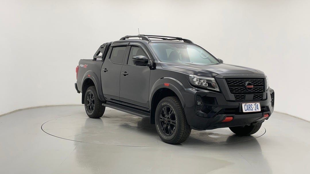 2023 Nissan Navara Pro-4x (4x4), Automatic, 14481 km, Right Front Diagonal (45- Degree) View