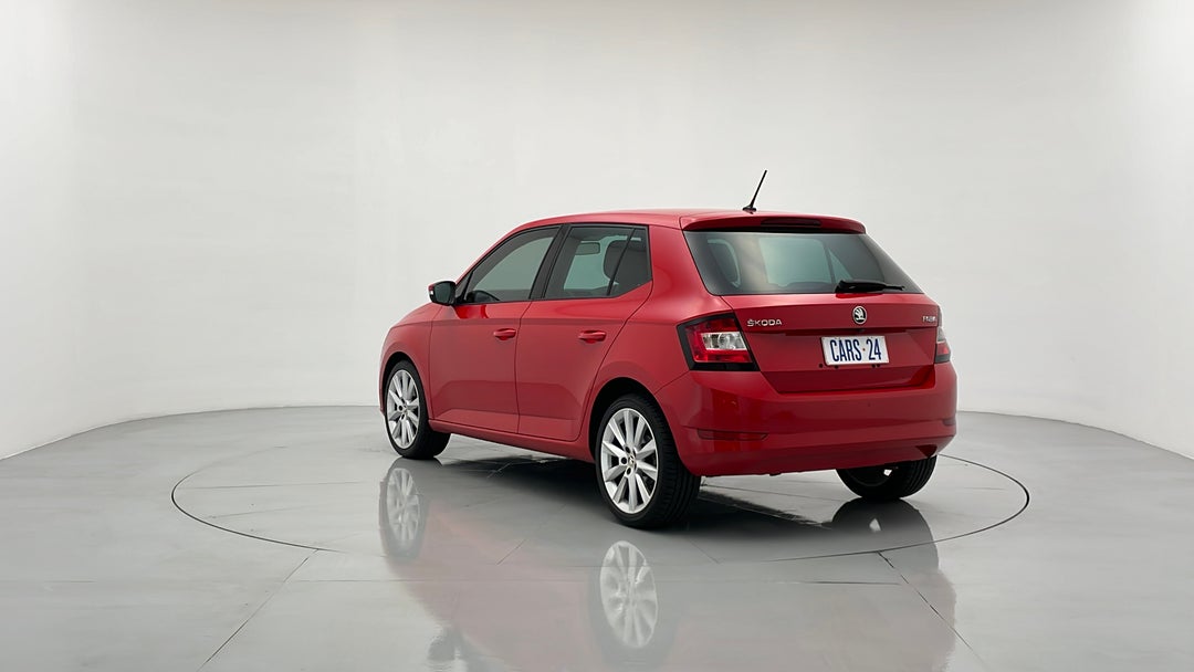 Left Back Diagonal (45- Degree) View