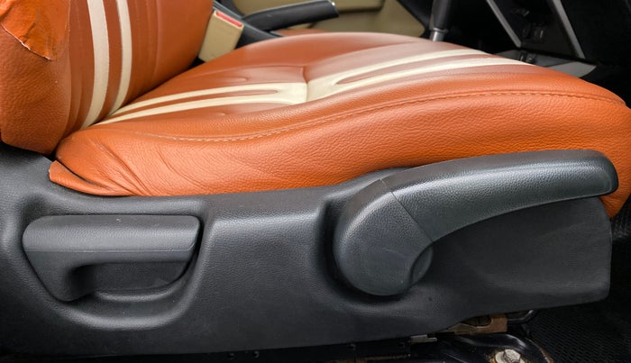 2017 Honda City V CVT, Petrol, Automatic, 96,184 km, Driver Side Adjustment Panel