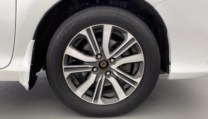 2017 Honda City V CVT, Petrol, Automatic, 96,184 km, Right Front Wheel