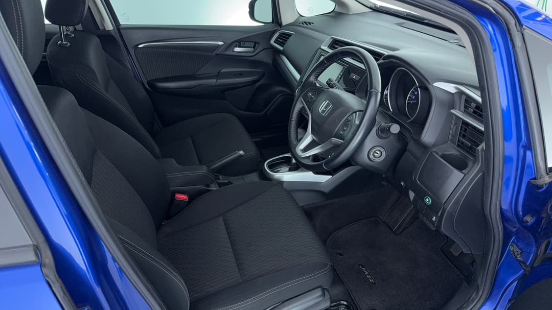 2017 Honda Jazz Vti-s, Automatic, 55999 km, Right Side Front Door Cabin View