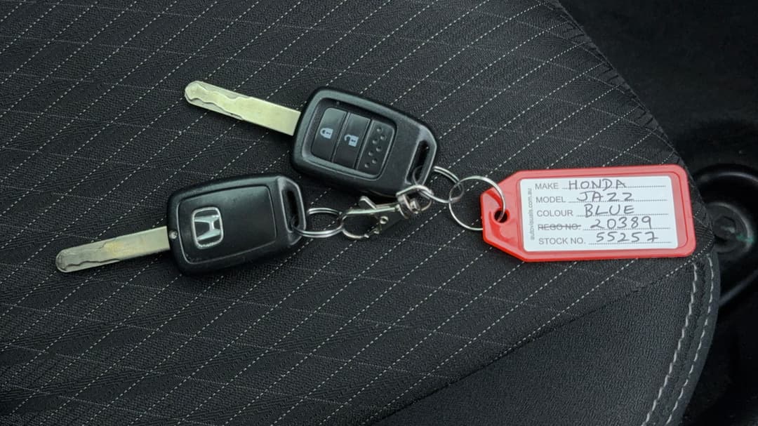 2017 Honda Jazz Vti-s, Automatic, 55999 km, Key Close-up