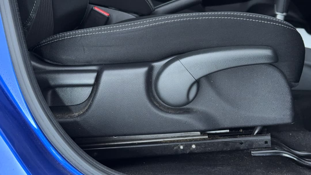 2017 Honda Jazz Vti-s, Automatic, 55999 km, Drivers Side Adjustment Panel