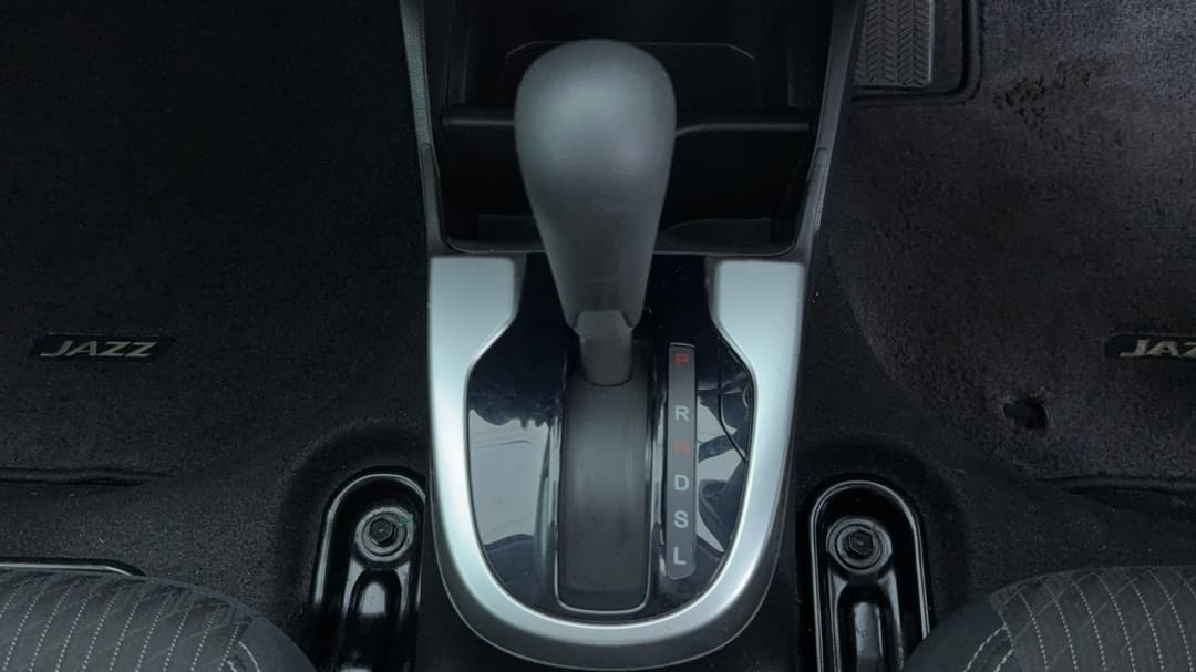 2017 Honda Jazz Vti-s, Automatic, 55999 km, Gear Lever 