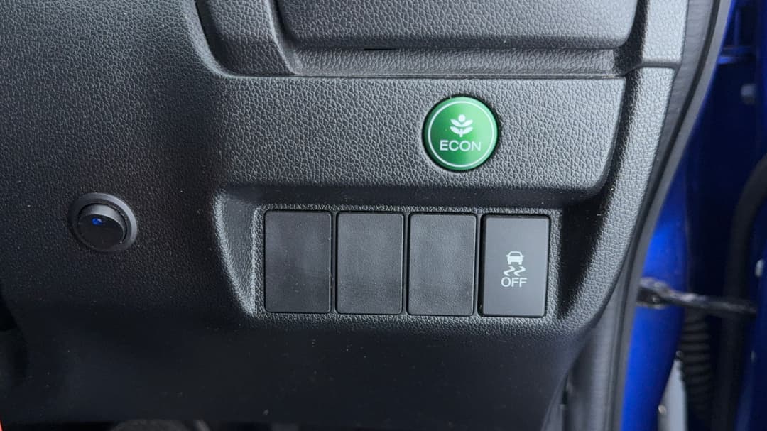 2017 Honda Jazz Vti-s, Automatic, 55999 km, Utility Switches/Buttons