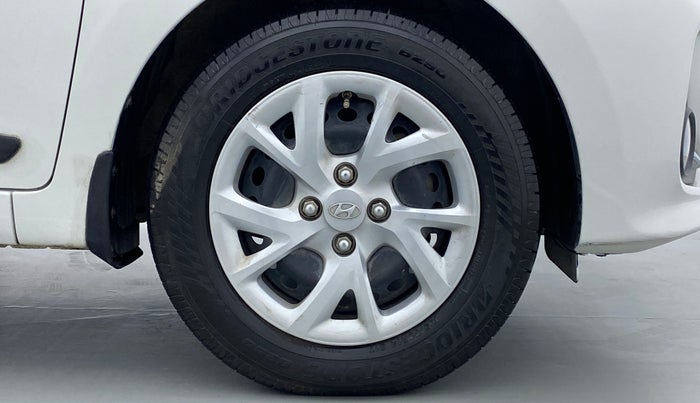 2017 Hyundai Grand i10 SPORTS 1.2 VTVT, Petrol, Manual, 26,693 km, Right Front Wheel