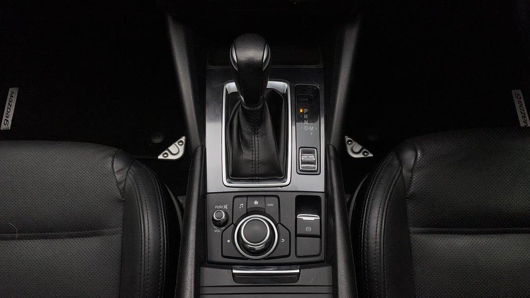 2017 Mazda 6 Touring, Automatic, 95660 km, Gear Lever 