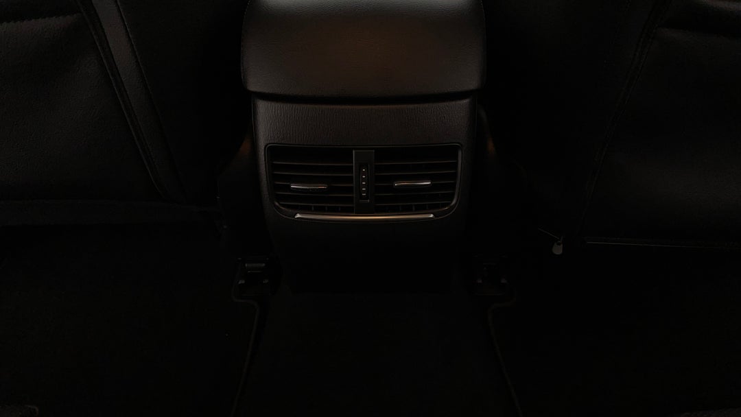 2017 Mazda 6 Touring, Automatic, 95660 km, Rear A/C Vent