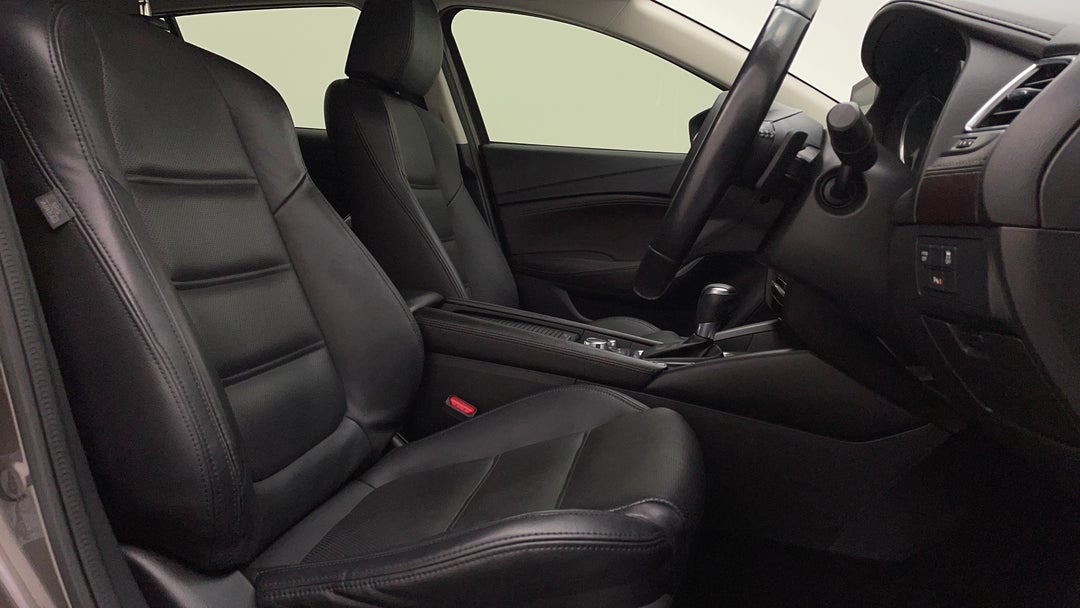 2017 Mazda 6 Touring, Automatic, 95660 km, Right Side Front Door Cabin View