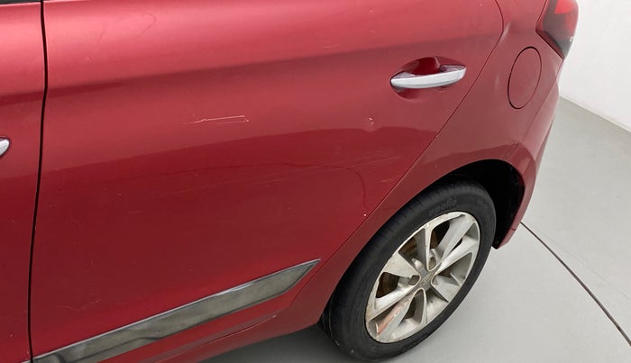 2014 Hyundai Elite i20 ASTA 1.2, CNG, Manual, 1,07,493 km, Rear left door - Minor scratches