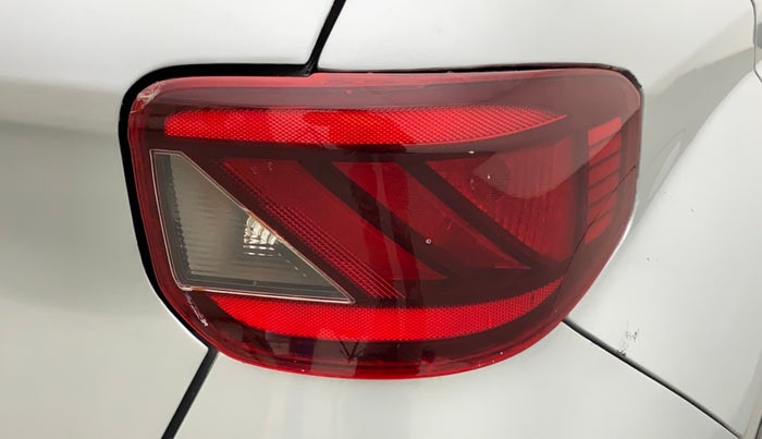 2020 Hyundai VENUE S 1.2, Petrol, Manual, 15,694 km, Right tail light - Reverse gear light not functional