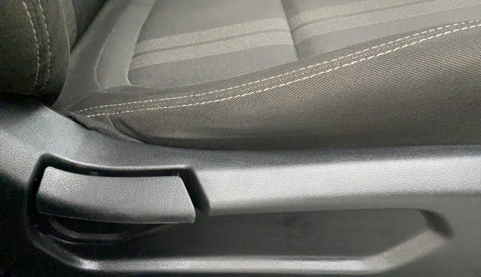 2020 Hyundai VENUE S 1.2, Petrol, Manual, 15,694 km, Driver Side Adjustment Panel