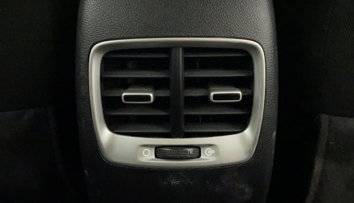 2020 Hyundai VENUE S 1.2, Petrol, Manual, 15,694 km, Rear AC Vents