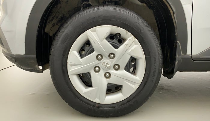 2020 Hyundai VENUE S 1.2, Petrol, Manual, 15,694 km, Left Front Wheel
