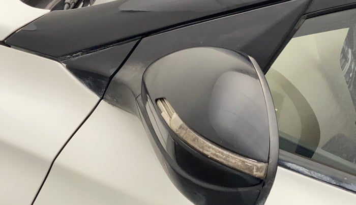 2015 Hyundai Elite i20 ASTA 1.2, Petrol, Manual, 78,240 km, Left rear-view mirror - Indicator light has minor damage