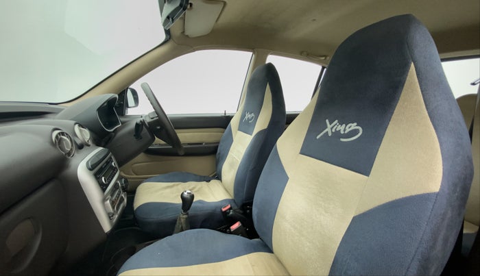 2011 Hyundai Santro Xing GLS, Petrol, Manual, 43,881 km, Right Side Front Door Cabin