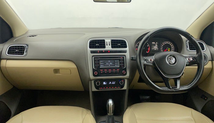 2016 Volkswagen Vento HIGHLINE PETROL AT, Petrol, Automatic, 73,736 km, Dashboard