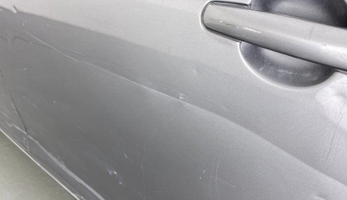 2014 Maruti Swift VXI, Petrol, Manual, 46,247 km, Rear left door - Slightly dented