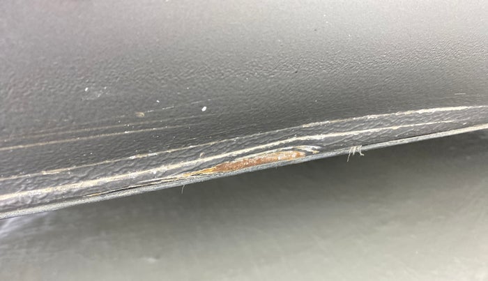 2014 Maruti Swift VXI, Petrol, Manual, 46,247 km, Right running board - Slightly rusted