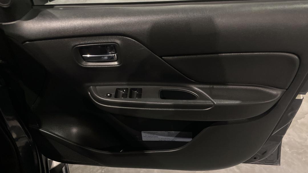 2021 Mitsubishi Triton Glx-r (4x4), Automatic, 81331 km, Speaker View
