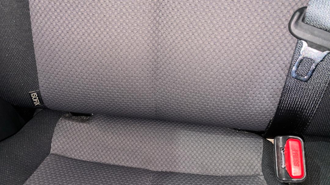 2021 Mitsubishi Triton Glx-r (4x4), Automatic, 81331 km, Child Seat Anchor Points