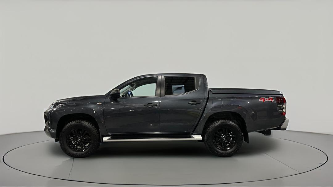 2021 Mitsubishi Triton Glx-r (4x4), Automatic, 81331 km, Left Side View