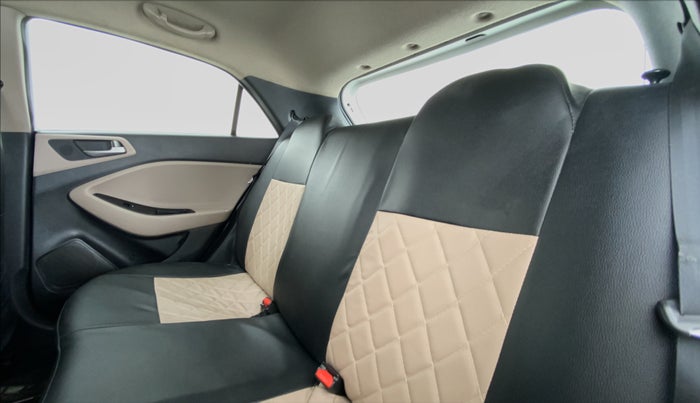 2015 Hyundai Elite i20 SPORTZ 1.2, Petrol, Manual, 48,526 km, Right Side Rear Door Cabin
