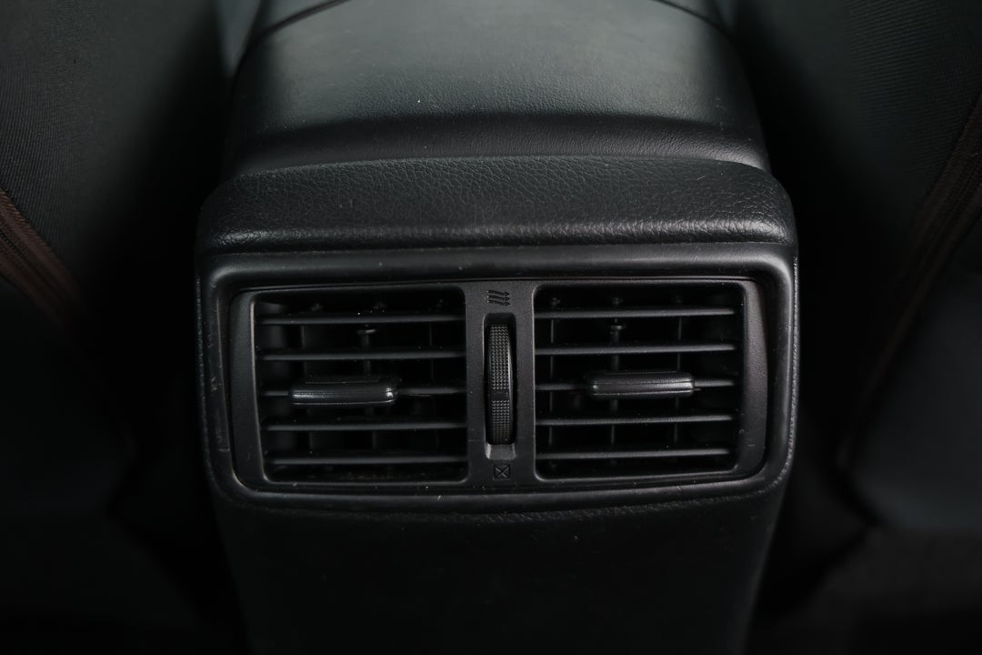 2018 Nissan X-trail St (4WD), Automatic, 138364 km, Rear A/C Vent