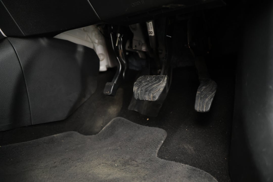 2018 Nissan X-trail St (4WD), Automatic, 138364 km, Pedals and Footmat